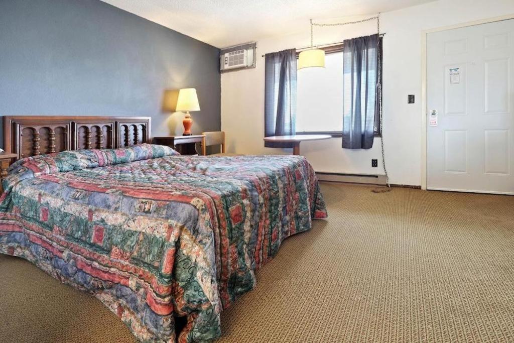 Hotel O Oskaloosa - Hwy 63/92 מראה חיצוני תמונה