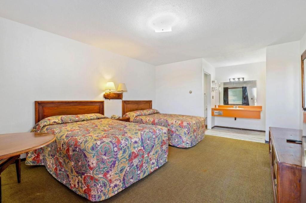 Hotel O Oskaloosa - Hwy 63/92 מראה חיצוני תמונה