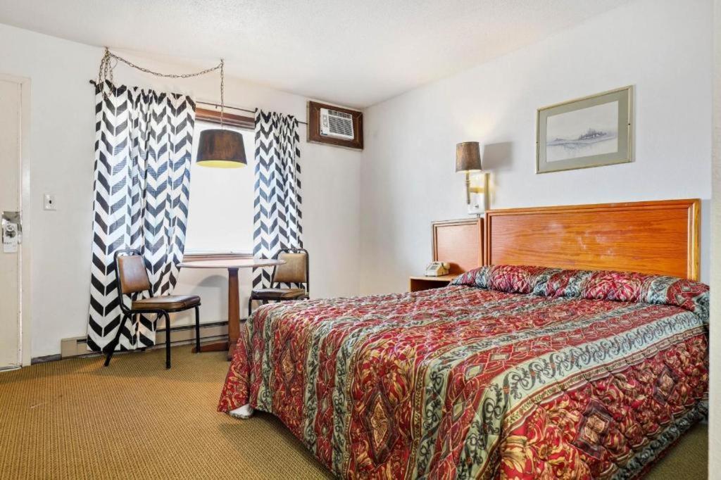 Hotel O Oskaloosa - Hwy 63/92 מראה חיצוני תמונה