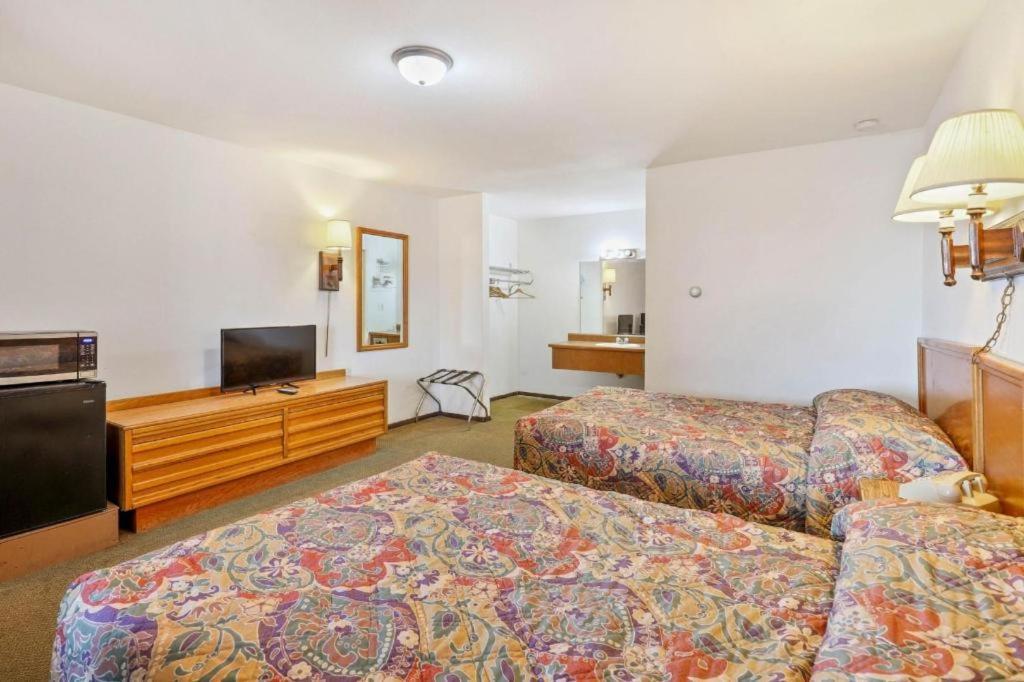 Hotel O Oskaloosa - Hwy 63/92 מראה חיצוני תמונה